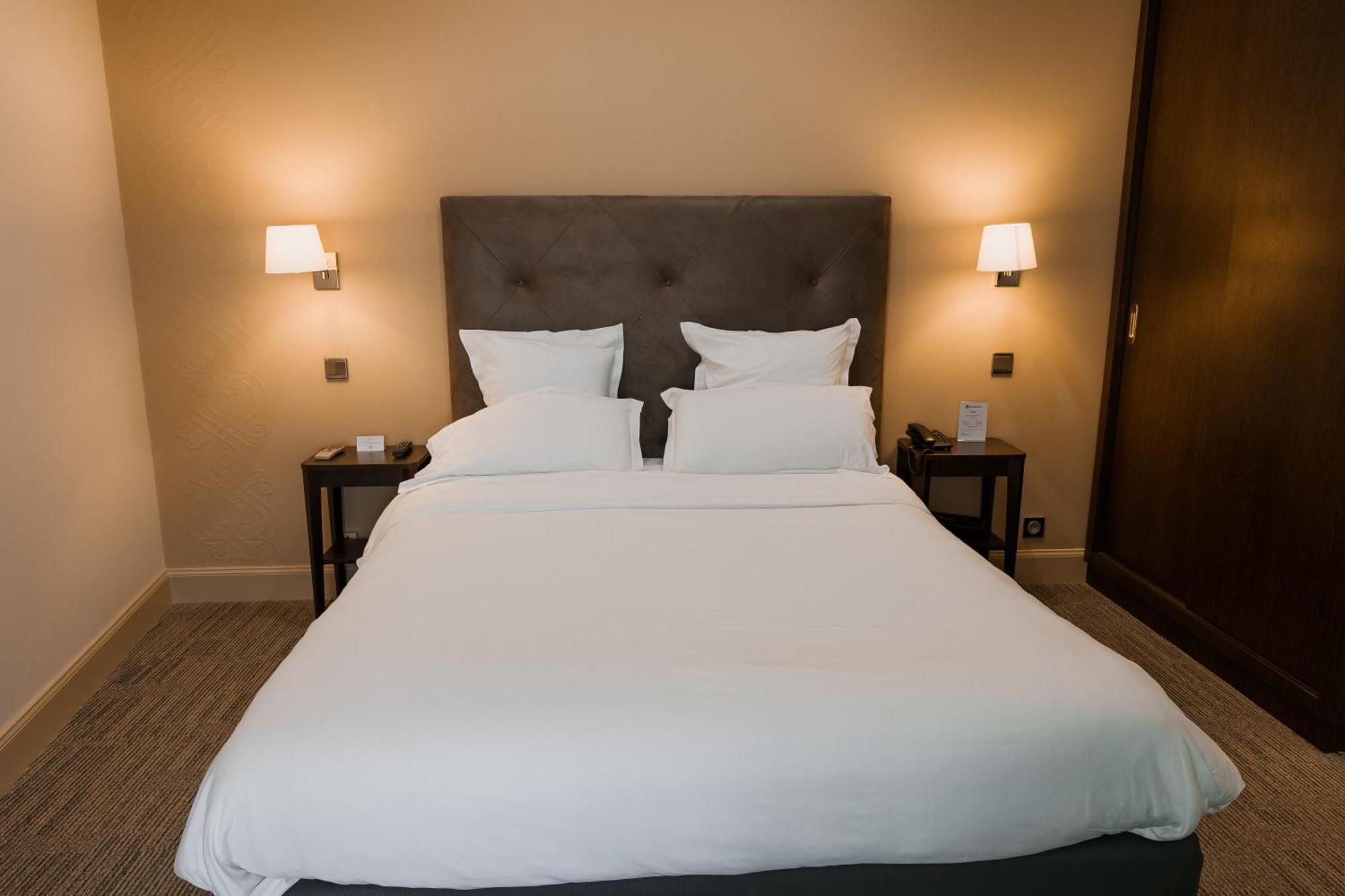 Best Western Poitiers Centre Le Grand Hotel Exterior foto